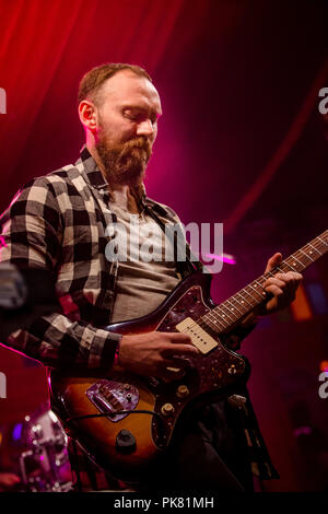 Norwegen, Bergen - Juni 13., 2018. Die Isländische pop band Kiriyama Familie führt ein Live Konzert in der norwegischen Musik Festival Bergenfest 2018 in Bergen. (Foto: Gonzales Foto - Jarle H. Moe). Stockfoto