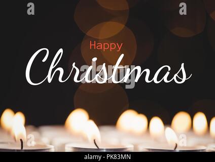 Frohe Weihnachten Text mit Kerzen Stockfoto