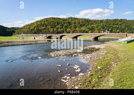 Alten Aseler Brücke, Edersee bei Niedrigwasser, Hessen, Deutschland, Europa Stockfoto