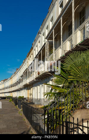 Clifton Bristol England September 07, 2018 Royal York Halbmond, ein schönes Beispiel für die georgianische Architektur Stockfoto