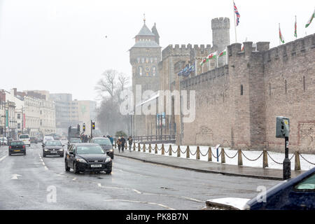 Sturm Emma, Cardiff, UK, März 2018 - diverse Szenen von den Schneefällen in Cardiff City Centre Stockfoto