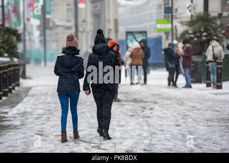 Sturm Emma, Cardiff, UK, März 2018 - diverse Szenen von den Schneefällen in Cardiff City Centre Stockfoto