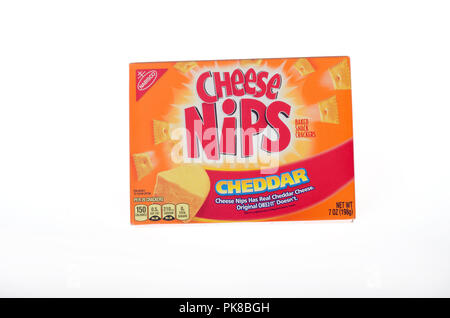 Box von Nabisco Käse-Klemmstellen Cheddar Käse snack Crackers auf Weiß Stockfoto