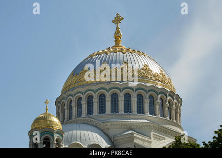 Die Kuppel des Kronstädter Naval Kathedrale von russischen Architekten Wassili Kosyakov entworfen und in 1903-1913 in Kronstadt bei St. Petersburg, Ru gebaut Stockfoto