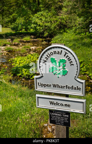 England, Yorkshire, Wharfedale, Hubberholme, National Trust oberen Wharfedale neben Grau Gill Stockfoto