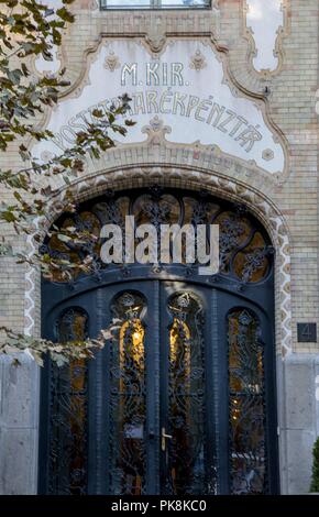 Ungarische Staatskasse, Budapest, Ungarn, (1900-1901), c 2014-2017. Artist: Alan John ainsworth. Stockfoto