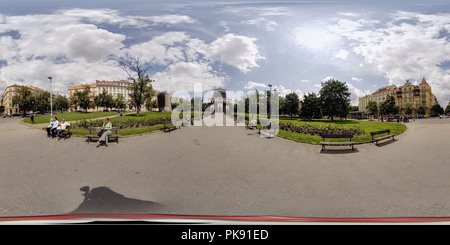 360 Grad Panorama Ansicht von Jiriho z Podebrad Namesti 2