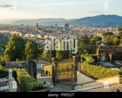 Blick von der Basilika San Miniato al Monte in Florenz, Toskana, Italien. Stockfoto