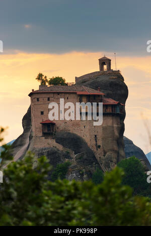 St. Nikolaos Anapafsas entfernt Kloster, Meteora, Griechenland (UNESCO Weltkulturerbe) Stockfoto