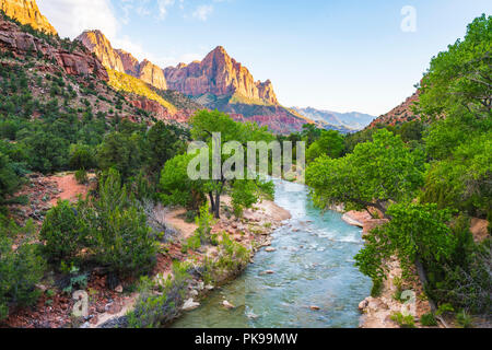 Schöne Zion National Park an einem sonnigen Tag, Utah, USA. Stockfoto