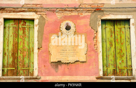 Bunte Fassade auf Burano. Venedig, Italien Stockfoto