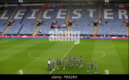 England Spieler auf dem Platz vor dem Internationalen freundlich für die King Power Stadion, Leicester. Stockfoto