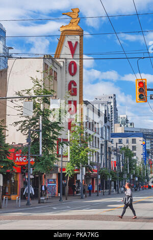 Granville Street im Herzen von Vancouver, British Columbia, Kanada; Stockfoto