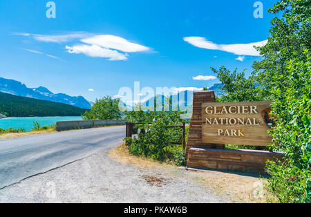 schild am Eingang zum glacier Nationalpark. Stockfoto