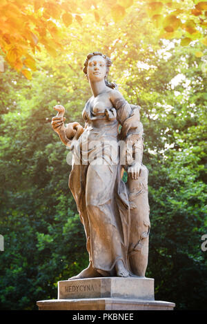 Statuen aus Sandstein in der Sächsische Garten, Warschau, Polen. Vor 1745 Von Anonym Warschau Bildhauer unter der Leitung von Johann Georg Plersch. Stat Stockfoto