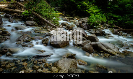 BC dritthöchste fällt und das Meer zu Sky Korridor der beliebteste Ort für Picknick in Shannon falls SQUAMISH BC Kanada Stockfoto