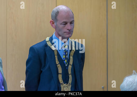 Dun Laoghaire, Irland. 12. September 2018. Das dlr Lexikon begrüßt Preisgekrönte dementia Care Technologie Tovertafel. Cllr Ossian Smyth Mairead Owens Chris Baird Credit: Fabrice Jolivet Credit: Fabrice Jolivet Fotografie/Alamy leben Nachrichten Stockfoto