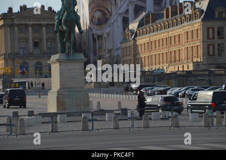 Paris, Frankreich. 12. Sep 2018. Emmanuel Längestrich erhält Naruhito, dem späteren Kaiser von Japan. Chateau de Versailles. (Vorort von Paris).12 September 2018. ALPHACIT NEWIM/Alamy leben Nachrichten Stockfoto