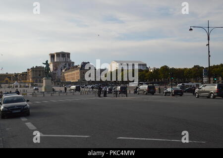 Paris, Frankreich. 12. Sep 2018. Emmanuel Längestrich erhält Naruhito, dem späteren Kaiser von Japan. Chateau de Versailles. (Vorort von Paris).12 September 2018. ALPHACIT NEWIM/Alamy leben Nachrichten Stockfoto