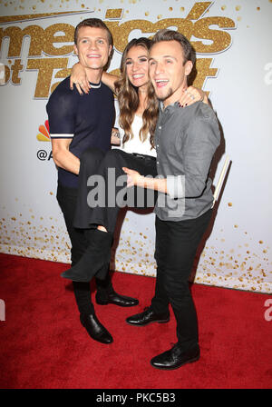 Hollywood, Kalifornien, USA. 11 Sep, 2018. 11. September 2018 - Hollywood, Kalifornien - Wir Drei. "America's Got Talent'' Saison 13 Live Show gehalten an der Dolby Theater. Photo Credit: Faye Sadou/AdMedia Credit: Faye Sadou/AdMedia/ZUMA Draht/Alamy leben Nachrichten Stockfoto