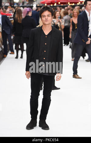 London, Großbritannien. September 12, 2018: Jamie Cullam bei der Weltpremiere von 'König der Diebe' an der Vue Cinema, Leicester Square, London. Bild: Steve Vas/Featureflash Credit: Sarah Stewart/Alamy leben Nachrichten Stockfoto