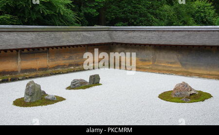 Die 'Zen' aller japanischen Gärten - Ryoan-ji in Kyoto. Stockfoto