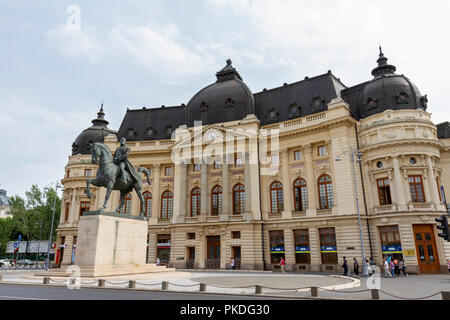 Die Reiterstatue von Carol I (von Florin Codre) auf Calea Victoriei in Bukarest, Rumänien. Stockfoto
