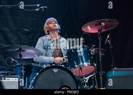 Kanadisch-Musiker Matt Mays und seine Band bei Skookum Music Festival im Stanley Park in Vancouver am 7. September 2018 Stockfoto