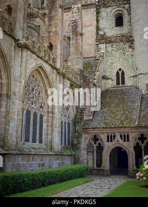 Kreuzgang, Treguier Kathedrale, Bretagne, Frankreich. Stockfoto