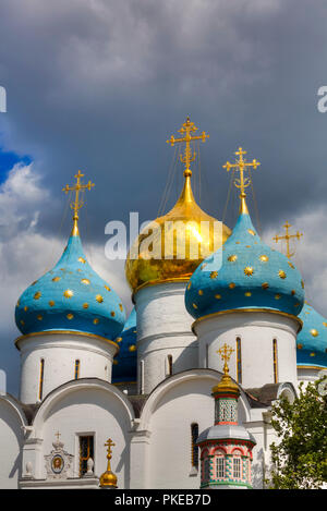 Heilige Mariä-Entschlafen Kathedrale der Heiligen Dreifaltigkeit Saint Serguis Lavra; Sergiev Posad, Sergiyevo-Posadsky District, Moskau, Russland Stockfoto