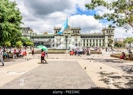 Guatemala City, Guatemala - September 5, 2018: Presidential Palace genannten Nationalen Kulturpalast in der Plaza de la Constitucion in der Hauptstadt. Stockfoto