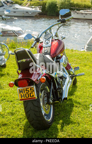 Glänzendes Rot Harley-Davidson Sportster Motorrad Stockfoto