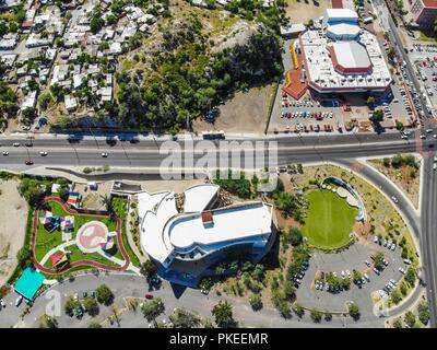 Museo de Arte de Sonora, MUSAS. Estacionamiento de MUSAS. Urbano, Paisaje paisaje de la Ciudad de Hermosillo, Sonora, Mexiko. Casa de la Cultura. Ur Stockfoto