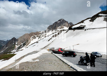 Impressionen von der Französischen Alpen vom Col du Galibier, in den Hautes Alpes (Frankreich, 14.06.2010) Stockfoto