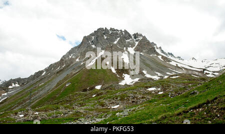 Impressionen von der Französischen Alpen vom Beginn der Col du Galibier Mountain Pass in Valloire, im Département Savoie (Frankreich, 14.06.2010) Stockfoto