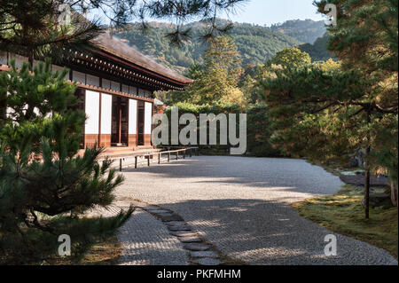 Nanzen-ji, Kyoto, Japan. Die Kare - sansui (trockene Landschaft) Garten bei Konchi-in Zen Tempel Stockfoto