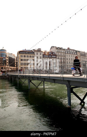 Der Pont de la Machine über die Rhône in Genf (Schweiz, 16/04/2010) Stockfoto