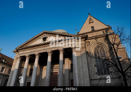 Das 16. Jahrhundert Cathédrale Saint-Pierre in Genf (Schweiz, 16/04/2010) Stockfoto