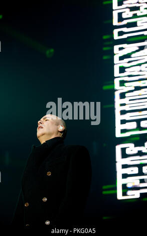 Britische Synthie-Pop-Band The Human League spielen am Tag Festival der erste Sünder in Hasselt (Belgien, 01/11/2009) Stockfoto