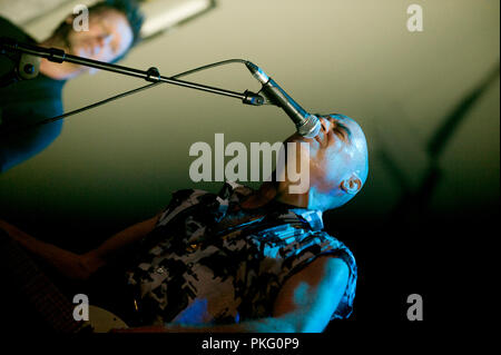 Belgische punkband die Kinder spielen an der Sieg Konzert der AB-Inbev Gewerkschaften in Leuven (Belgien, 30/01/2010) Stockfoto