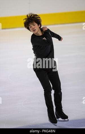 Bergamo Italien Mailand, Italien. 13 Sep, 2018. Kazuki Tomono (JPN) Eiskunstlauf: Lombardia Trophy 2018, Männer Praxis im Eislabor Arena in Bergamo Italien Mailand, Italien. Credit: Enrico Calderoni/LBA SPORT/Alamy leben Nachrichten Stockfoto