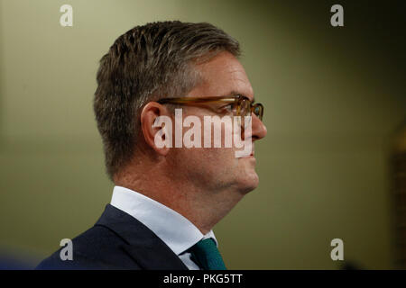 Brüssel, Belgien. 13. September 2018. Der EU-Kommissar Julian König hält eine Pressekonferenz für die Bekämpfung des Terrorismus online und offline. Alexandros Michailidis/Alamy leben Nachrichten Stockfoto