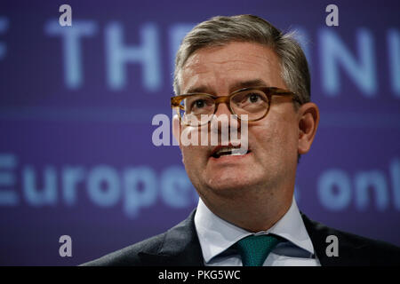 Brüssel, Belgien. 13. September 2018. Der EU-Kommissar Julian König hält eine Pressekonferenz für die Bekämpfung des Terrorismus online und offline. Alexandros Michailidis/Alamy leben Nachrichten Stockfoto