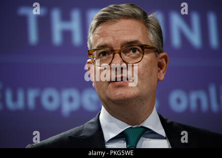 Brüssel, Belgien. 13. September 2018. Der EU-Kommissar Julian König hält eine Pressekonferenz für die Bekämpfung des Terrorismus online und offline. Alexandros Michailidis/Alamy leben Nachrichten Stockfoto