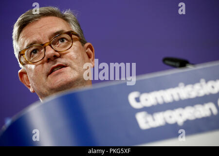 Brüssel, Belgien. 13. September 2018. Der EU-Kommissar Julian König hält eine Pressekonferenz für die Bekämpfung des Terrorismus online und offline. Alexandros Michailidis/Alamy leben Nachrichten Stockfoto