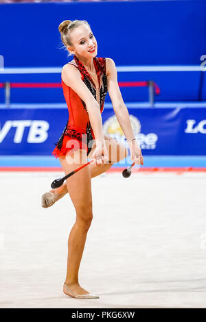 Sofia, die Türkei. September 13, 2018: Anna Juhasz von Ungarn während der Rhythmischen Gymnastik Weltmeisterschaften am Arena Armeec in Sofia am 36. Abb. Rhythmische Gymnastik Weltmeisterschaften. Ulrik Pedersen/CSM Stockfoto