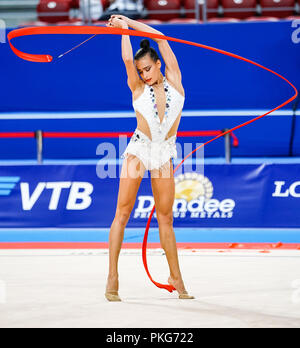 Sofia, die Türkei. September 13, 2018: Allissa Sadek von Libanon während der Rhythmischen Gymnastik Weltmeisterschaften am Arena Armeec in Sofia am 36. Abb. Rhythmische Gymnastik Weltmeisterschaften. Ulrik Pedersen/CSM Stockfoto