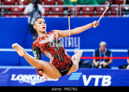 Sofia, die Türkei. September 13, 2018: Barbara Domingos von Brasilien bei rhythmischen Turn-WM in der Arena Armeec in Sofia am 36. Abb. Rhythmische Gymnastik Weltmeisterschaften. Ulrik Pedersen/CSM Stockfoto