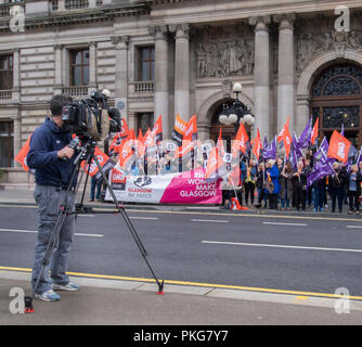 Glasgow, Großbritannien. September 2018. EQUAL Pay Strike Demo in Glasgow City Chambers und George Square., Glasgow, Schottland. Stockfoto