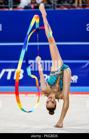 Sofia, die Türkei. September 13, 2018: Kamelya Tuncel der Türkei während der Rhythmischen Gymnastik Weltmeisterschaften am Arena Armeec in Sofia am 36. Abb. Rhythmische Gymnastik Weltmeisterschaften. Ulrik Pedersen/CSM Credit: Cal Sport Media/Alamy leben Nachrichten Stockfoto